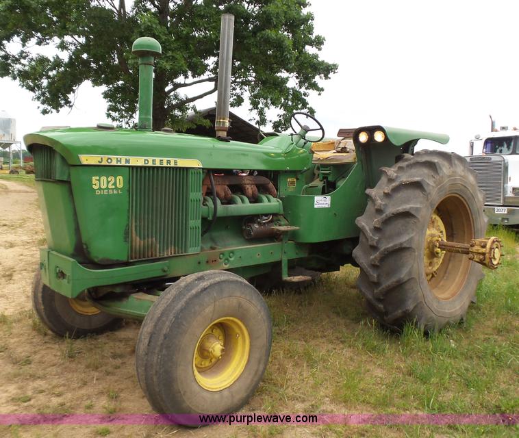 image for item L5820 1970 John Deere 5020 tractor
