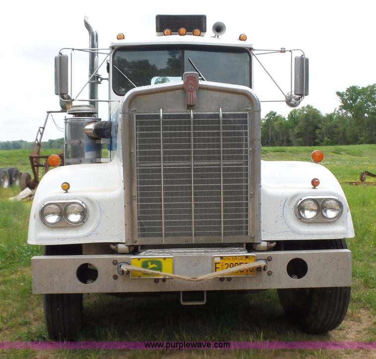 image for item L5821 1975 Kenworth W900 semi truck