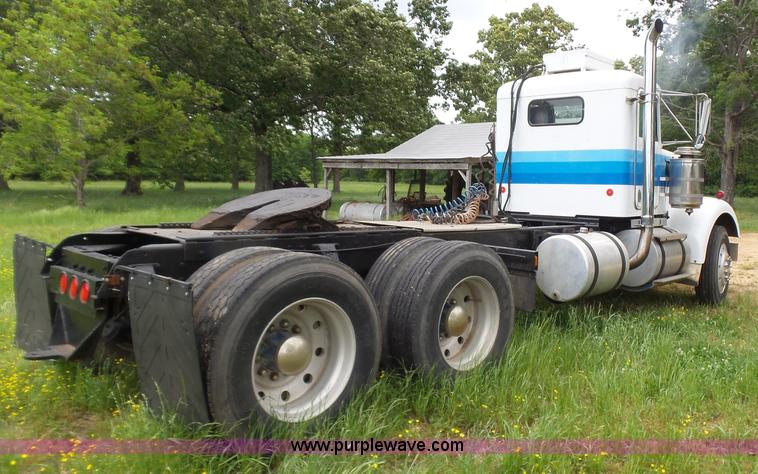 image for item L5821 1975 Kenworth W900 semi truck