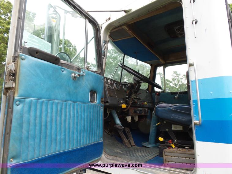 image for item L5821 1975 Kenworth W900 semi truck