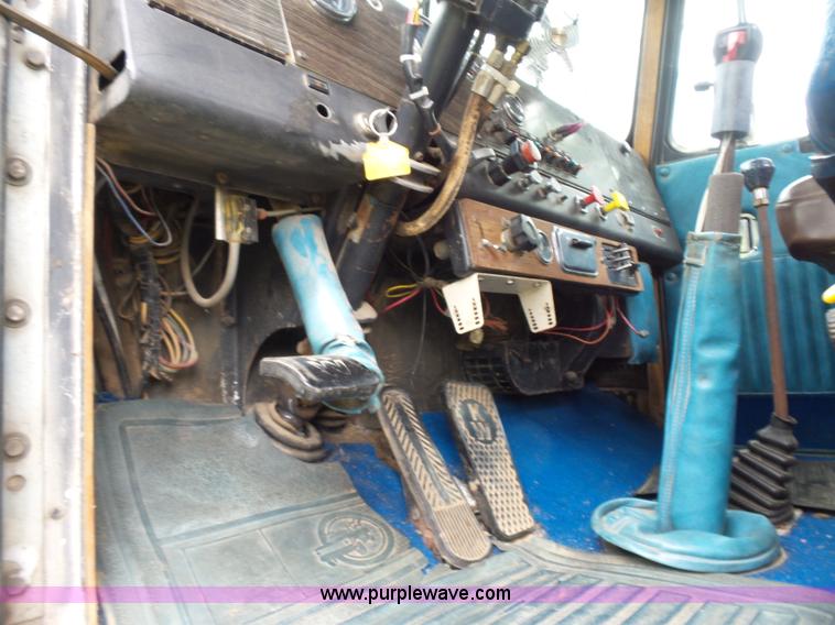 image for item L5821 1975 Kenworth W900 semi truck