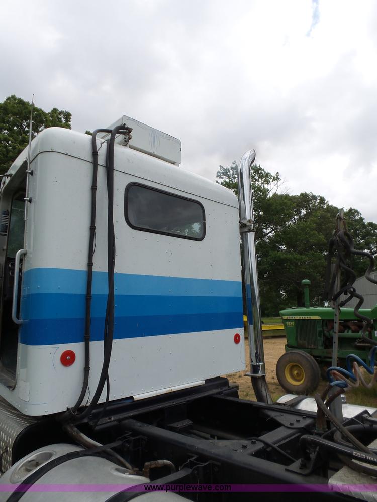 image for item L5821 1975 Kenworth W900 semi truck