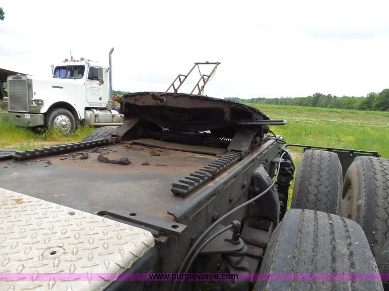 image for item L5821 1975 Kenworth W900 semi truck