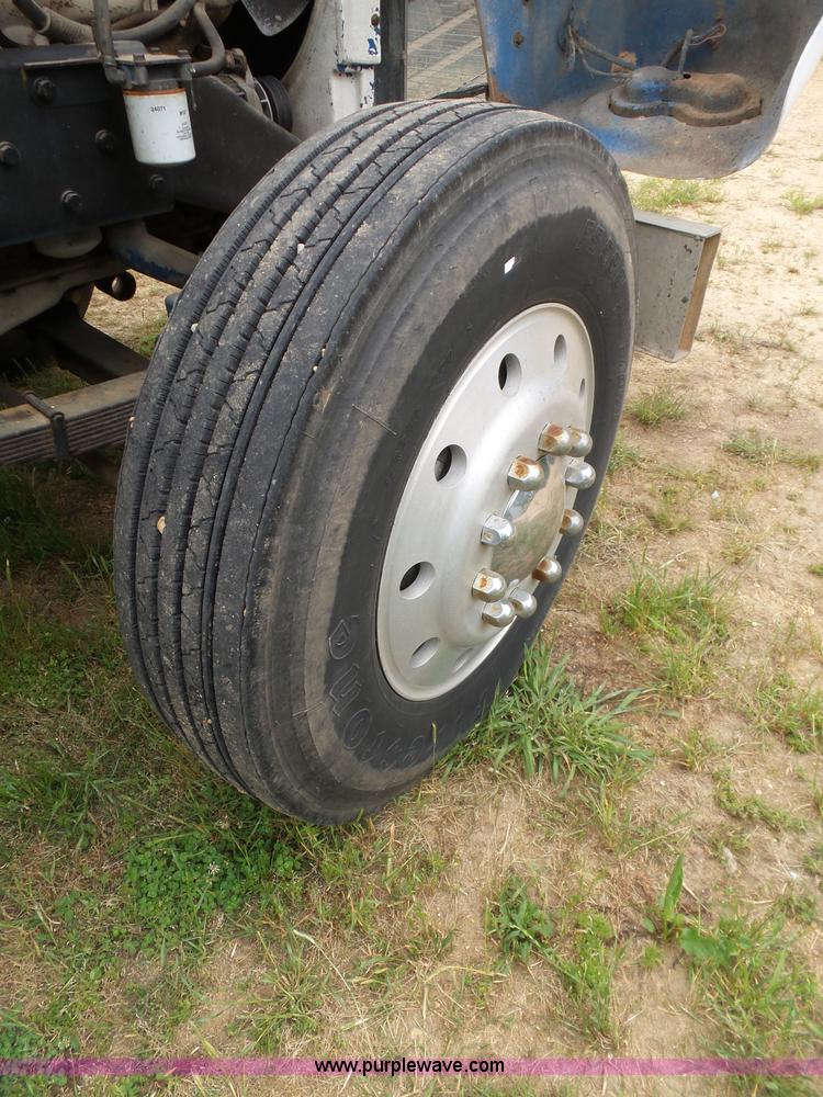 image for item L5821 1975 Kenworth W900 semi truck