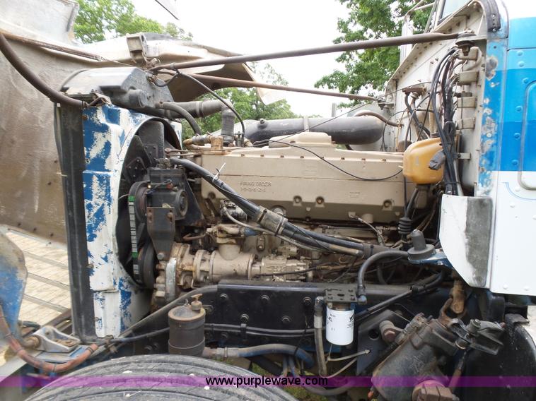 image for item L5821 1975 Kenworth W900 semi truck