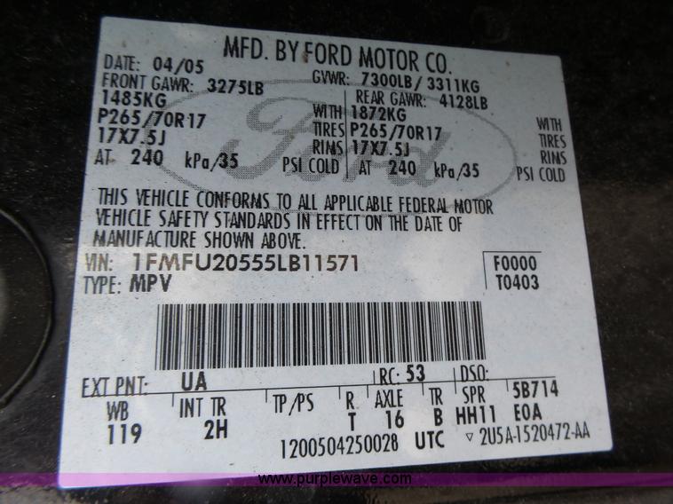 image for item L6028 2005 Ford Expedition SUV