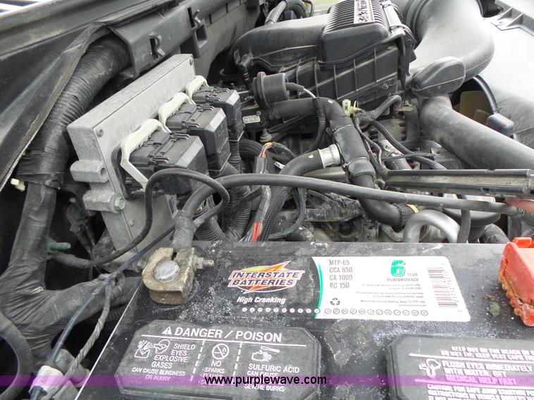 image for item L6028 2005 Ford Expedition SUV