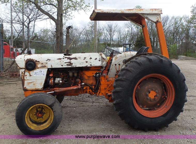 image for item L6029 Case 990 tractor