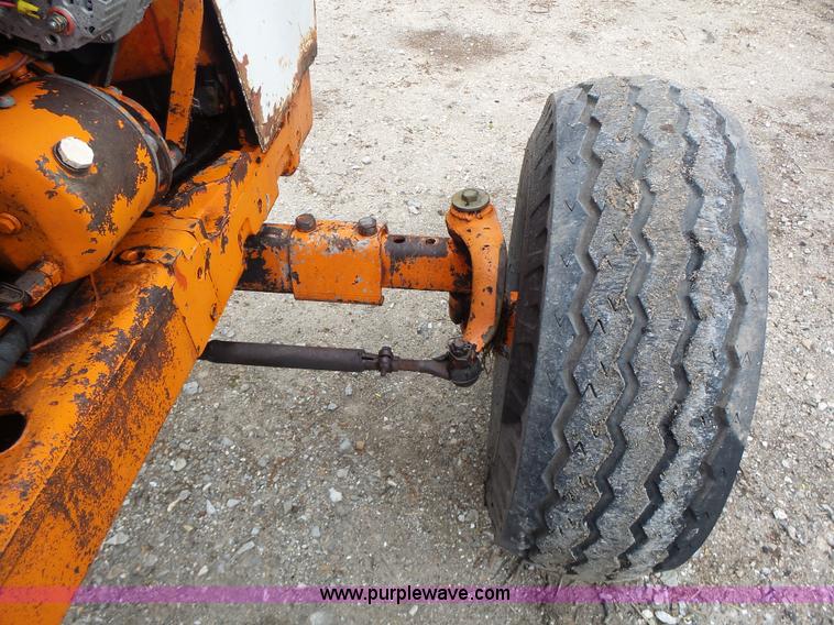 image for item L6029 Case 990 tractor