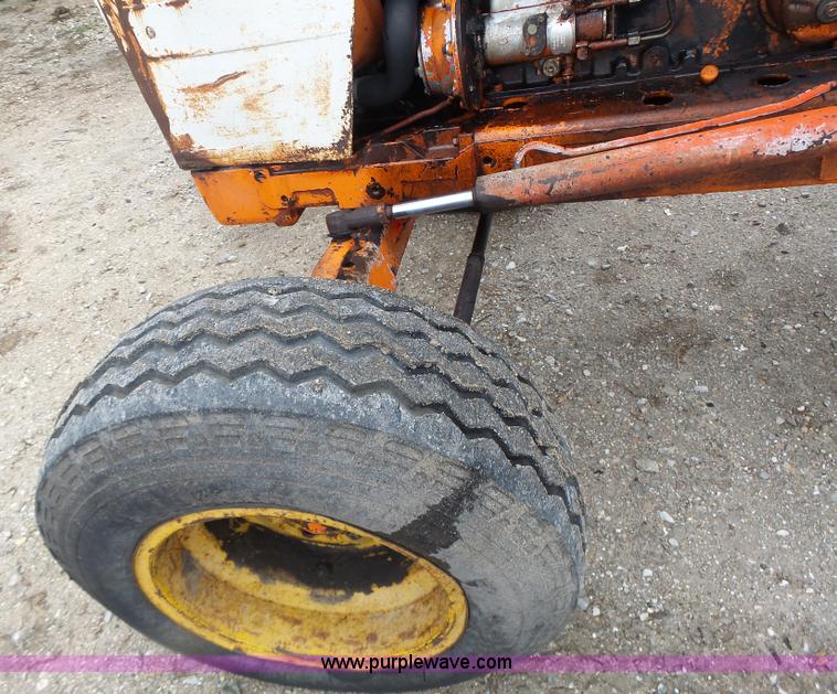 image for item L6029 Case 990 tractor