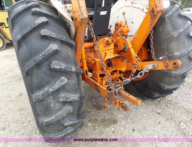image for item L6029 Case 990 tractor