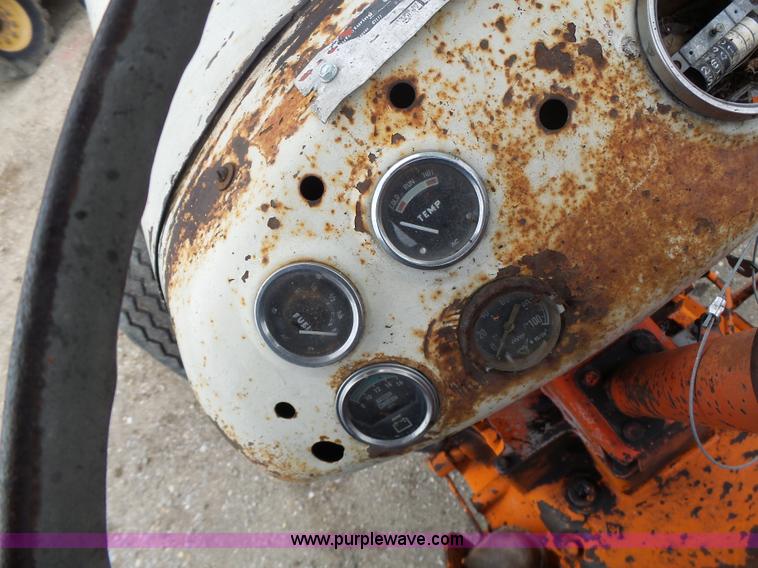 image for item L6029 Case 990 tractor