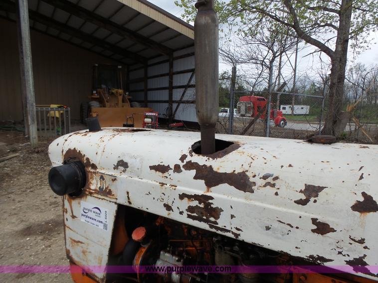 image for item L6029 Case 990 tractor