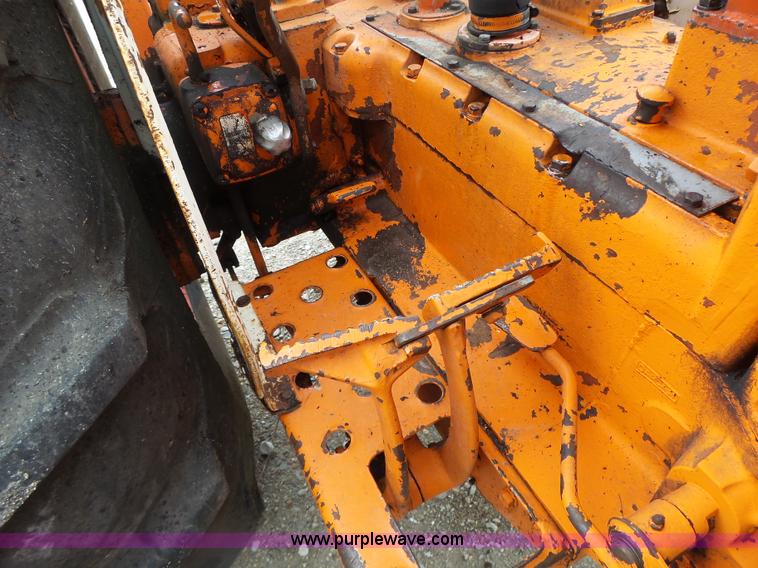 image for item L6029 Case 990 tractor