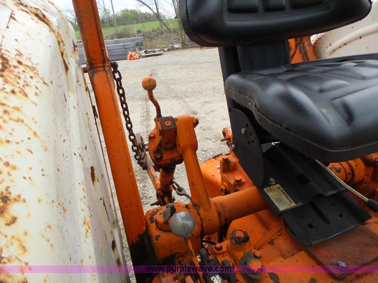 image for item L6029 Case 990 tractor