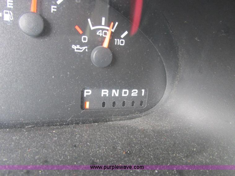 image for item L6032 1999 Dodge Ram Wagon B3500 Maxi van