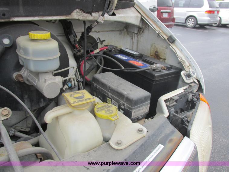 image for item L6032 1999 Dodge Ram Wagon B3500 Maxi van