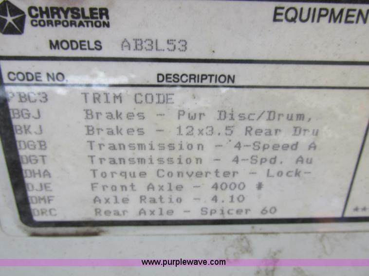 image for item L6032 1999 Dodge Ram Wagon B3500 Maxi van