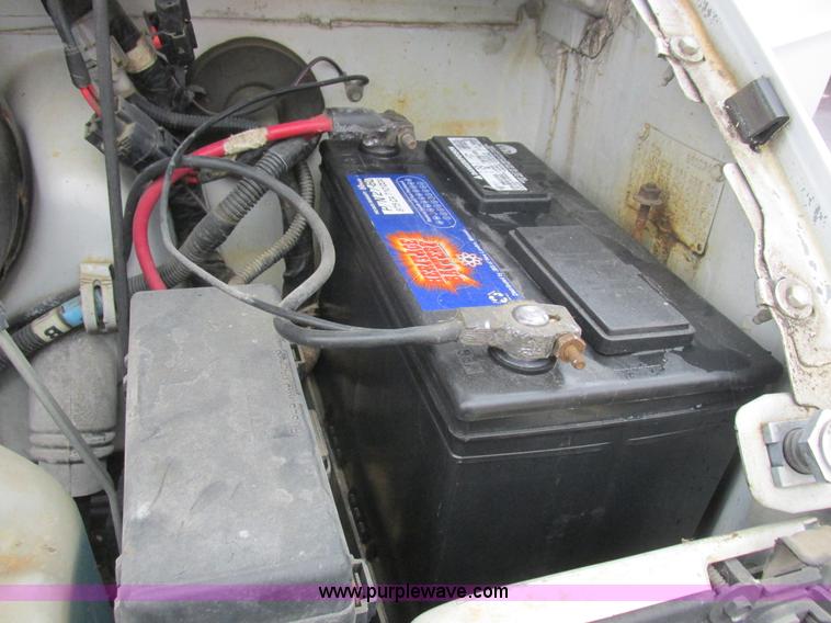 image for item L6032 1999 Dodge Ram Wagon B3500 Maxi van