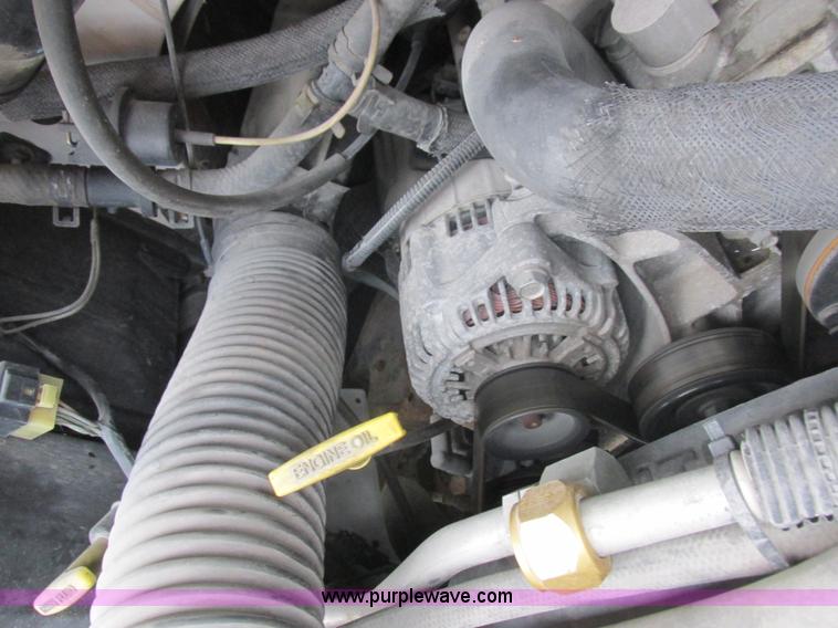 image for item L6032 1999 Dodge Ram Wagon B3500 Maxi van