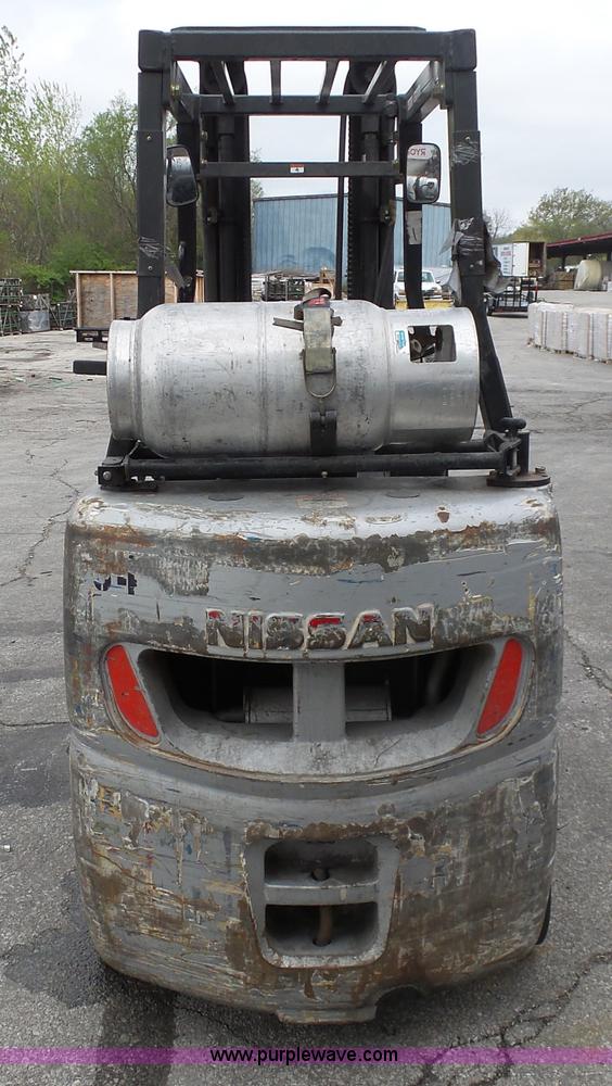 image for item L7025 Nissan 50 forklift
