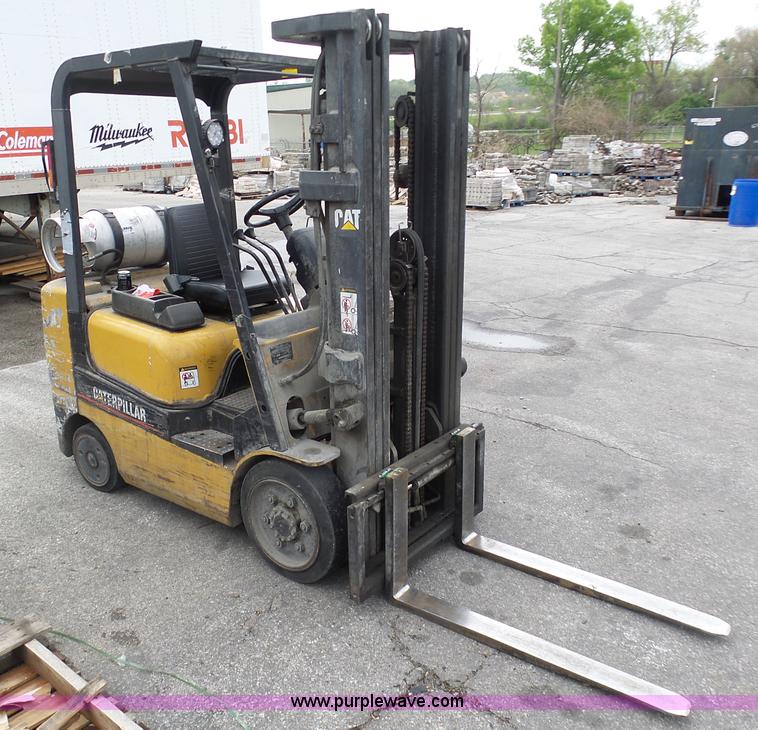 image for item L7026 Caterpillar GC25K forklift