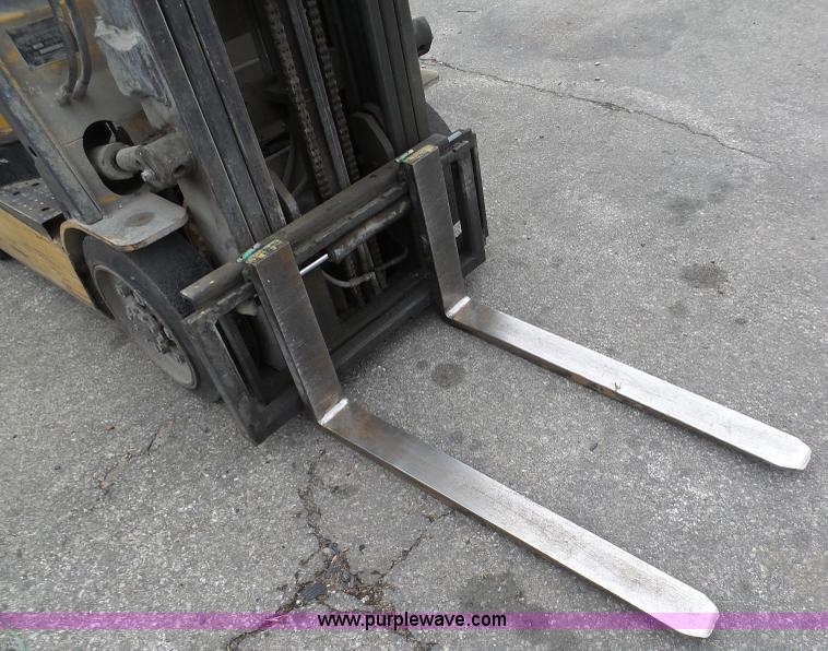 image for item L7026 Caterpillar GC25K forklift