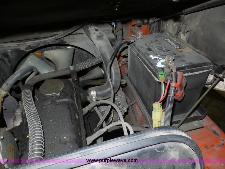 image for item L7027 Nissan 50 forklift