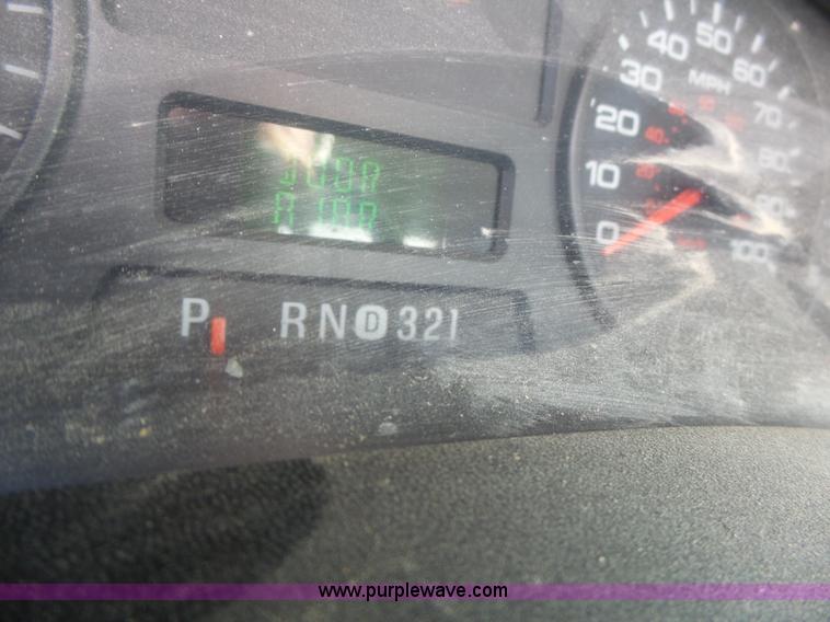 image for item L7222 2006 Ford F250 Super Duty pickup truck