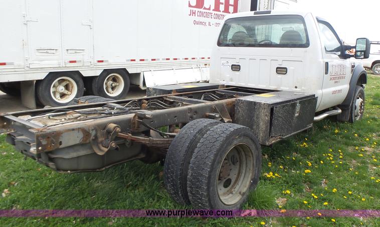 image for item L7223 2008 Ford F450 Super Duty truck cab and chassis