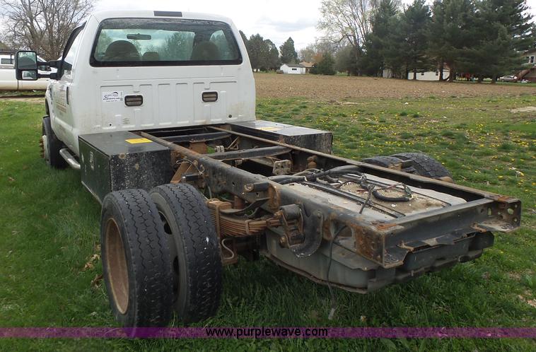 image for item L7223 2008 Ford F450 Super Duty truck cab and chassis