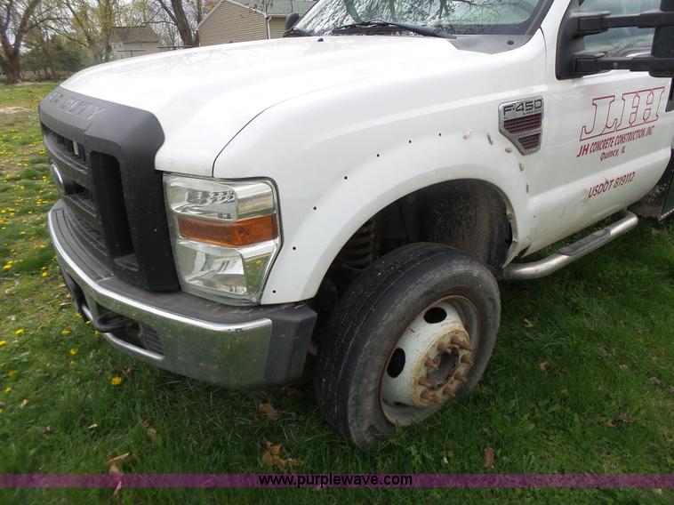 image for item L7223 2008 Ford F450 Super Duty truck cab and chassis