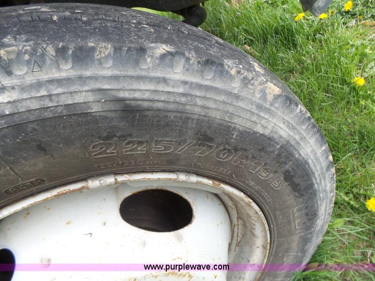 image for item L7223 2008 Ford F450 Super Duty truck cab and chassis