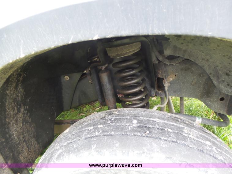 image for item L7223 2008 Ford F450 Super Duty truck cab and chassis