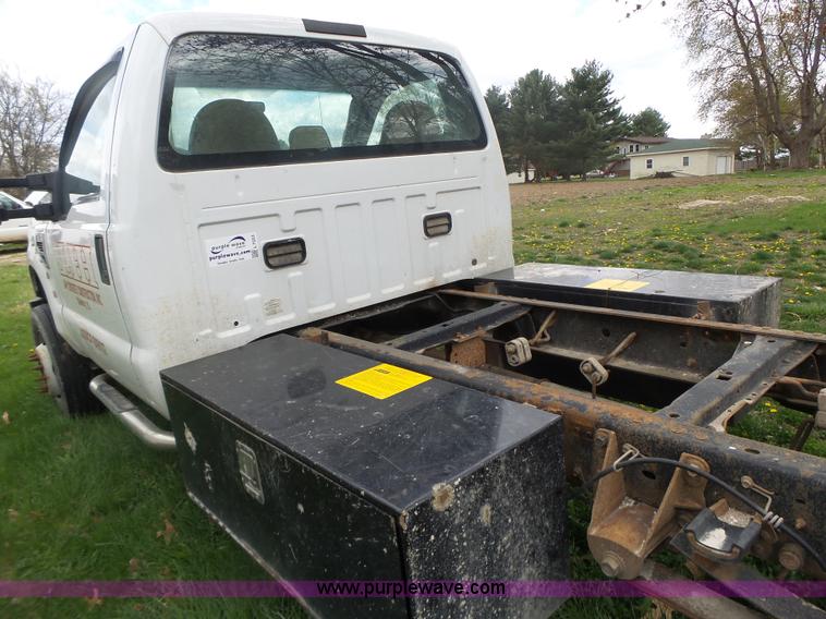 image for item L7223 2008 Ford F450 Super Duty truck cab and chassis