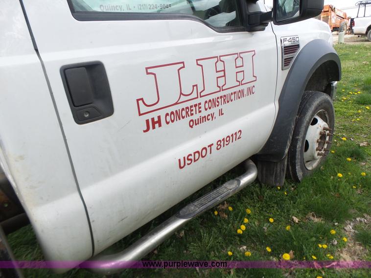 image for item L7223 2008 Ford F450 Super Duty truck cab and chassis