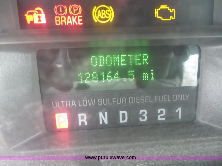 image for item L7223 2008 Ford F450 Super Duty truck cab and chassis