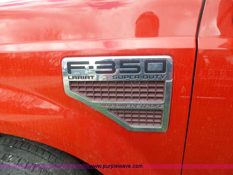 image for item L7224 2008 Ford F350 Super Duty Crew Cab flatbed pickup truck
