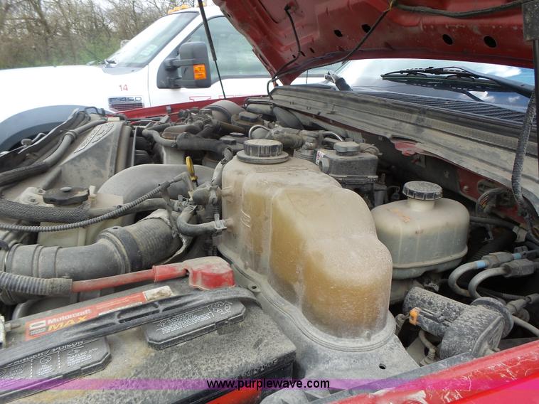 image for item L7224 2008 Ford F350 Super Duty Crew Cab flatbed pickup truck