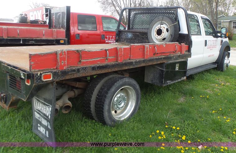 image for item L7225 2008 Ford F450 Super Duty Crew Cab flatbed truck