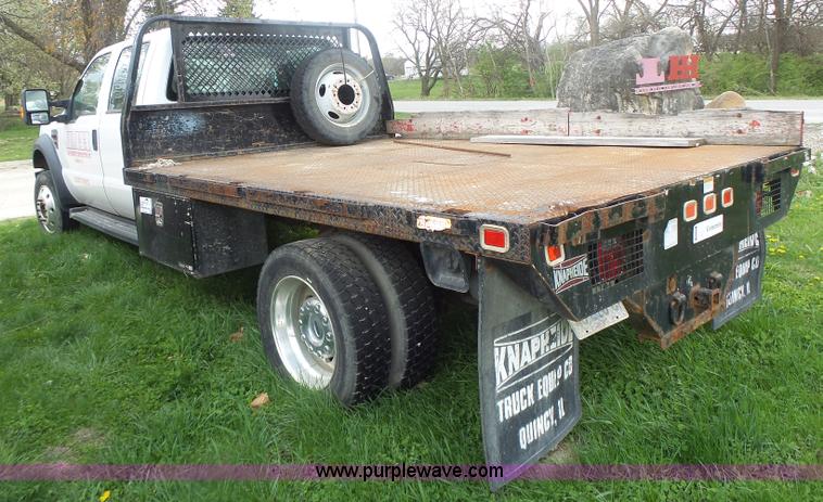 image for item L7225 2008 Ford F450 Super Duty Crew Cab flatbed truck