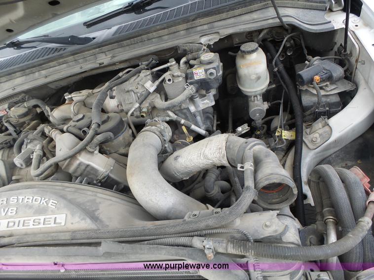 image for item L7225 2008 Ford F450 Super Duty Crew Cab flatbed truck