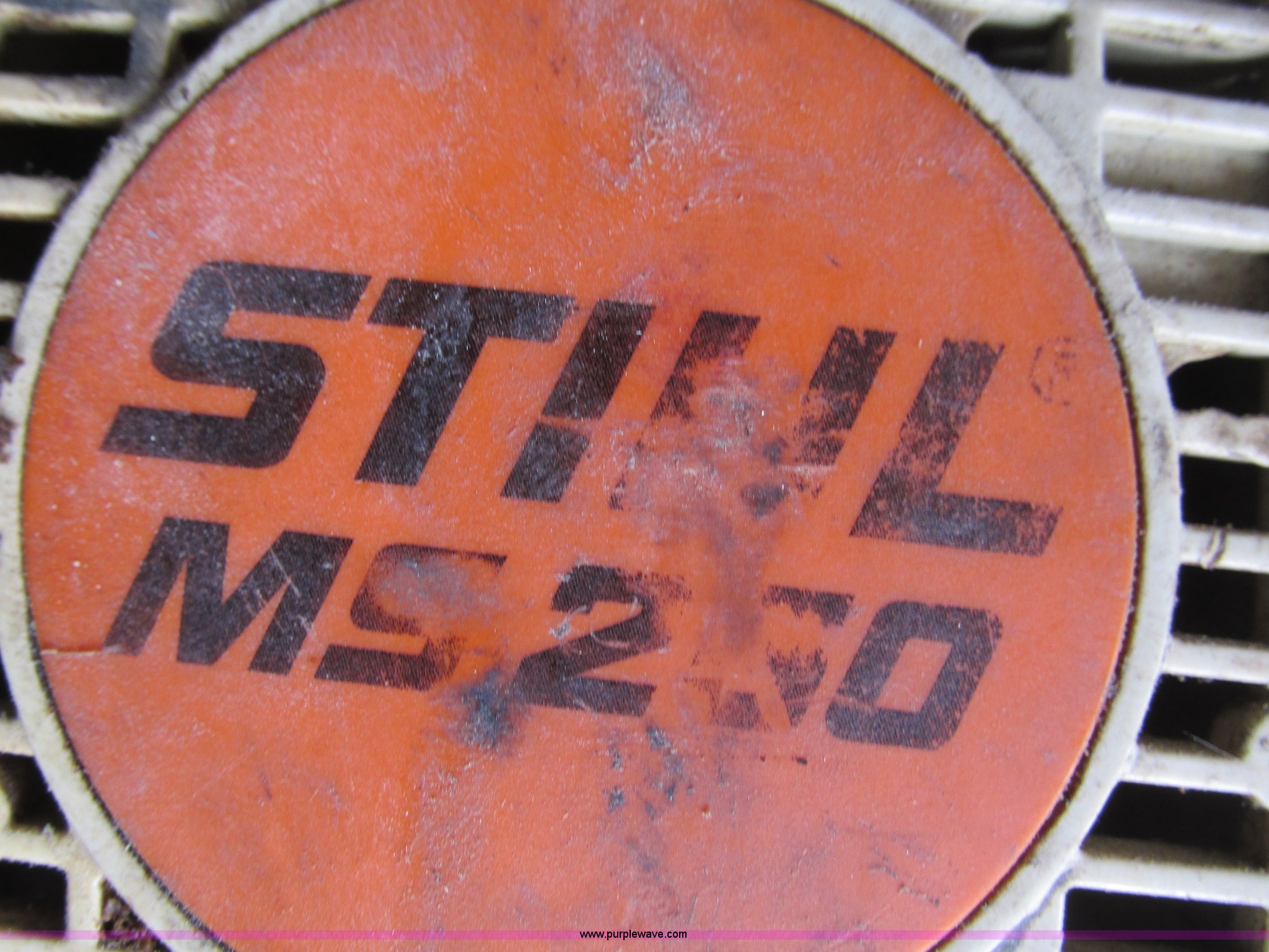 (2) Stihl chainsaws in Lebanon, MO Item BG9053 sold Purple Wave