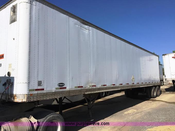 image for item F1316 1991 Strick dry van trailer