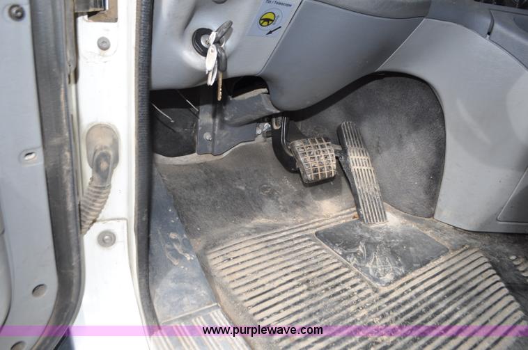 image for item G7328 2007 Freightliner Columbia semi truck