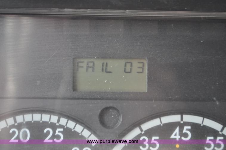 image for item G7328 2007 Freightliner Columbia semi truck