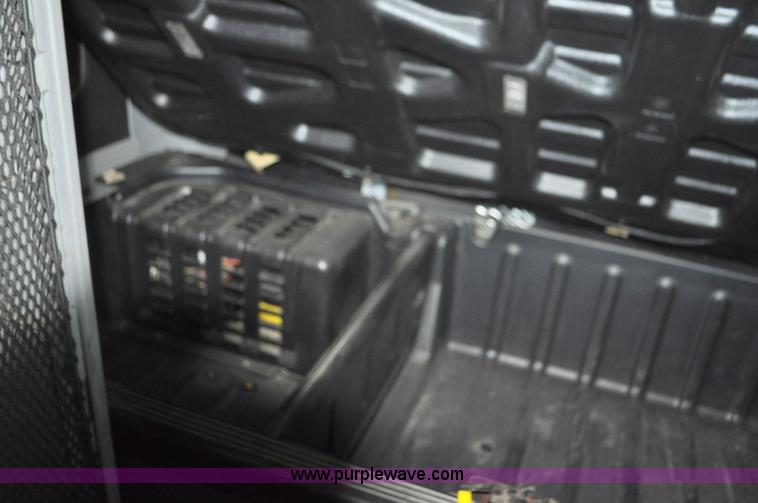 image for item G7328 2007 Freightliner Columbia semi truck