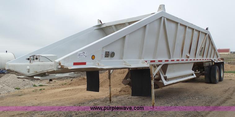 image for item J6125 1994 Ranch bottom dump trailer