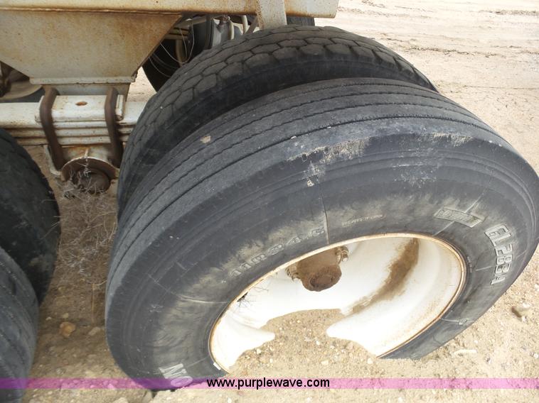 image for item J6125 1994 Ranch bottom dump trailer