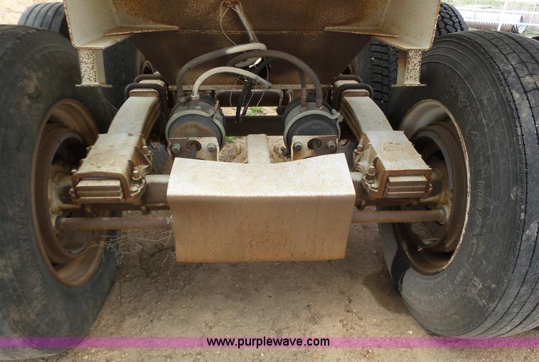 image for item J6125 1994 Ranch bottom dump trailer